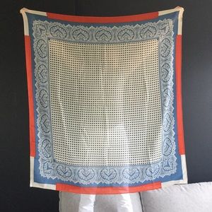 Wool/silk blend scarf